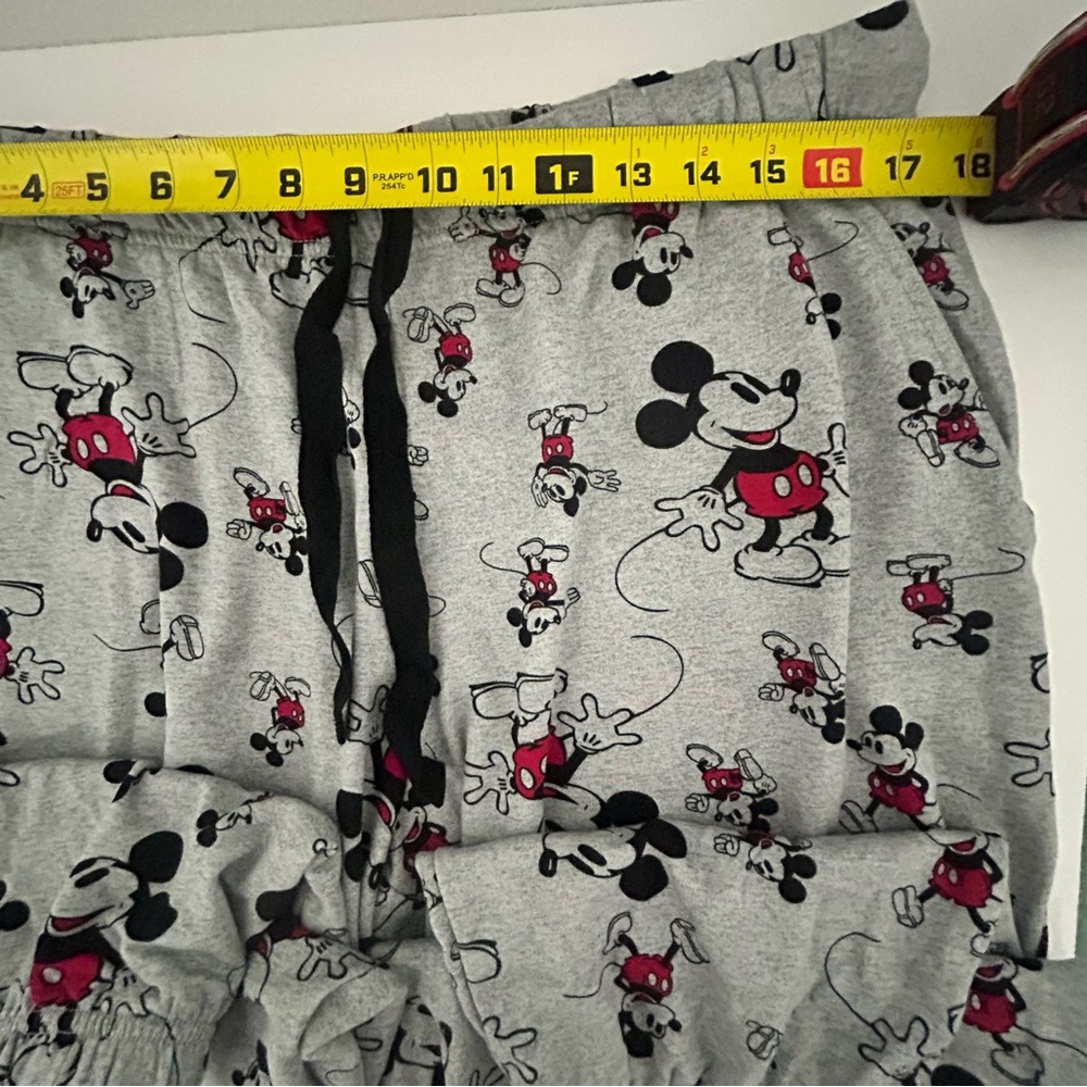 NWOT Disney Mickey Mouse Long Sleeve Soft Jersey Pajama Lounge Set, Size L - Picture 15 of 15